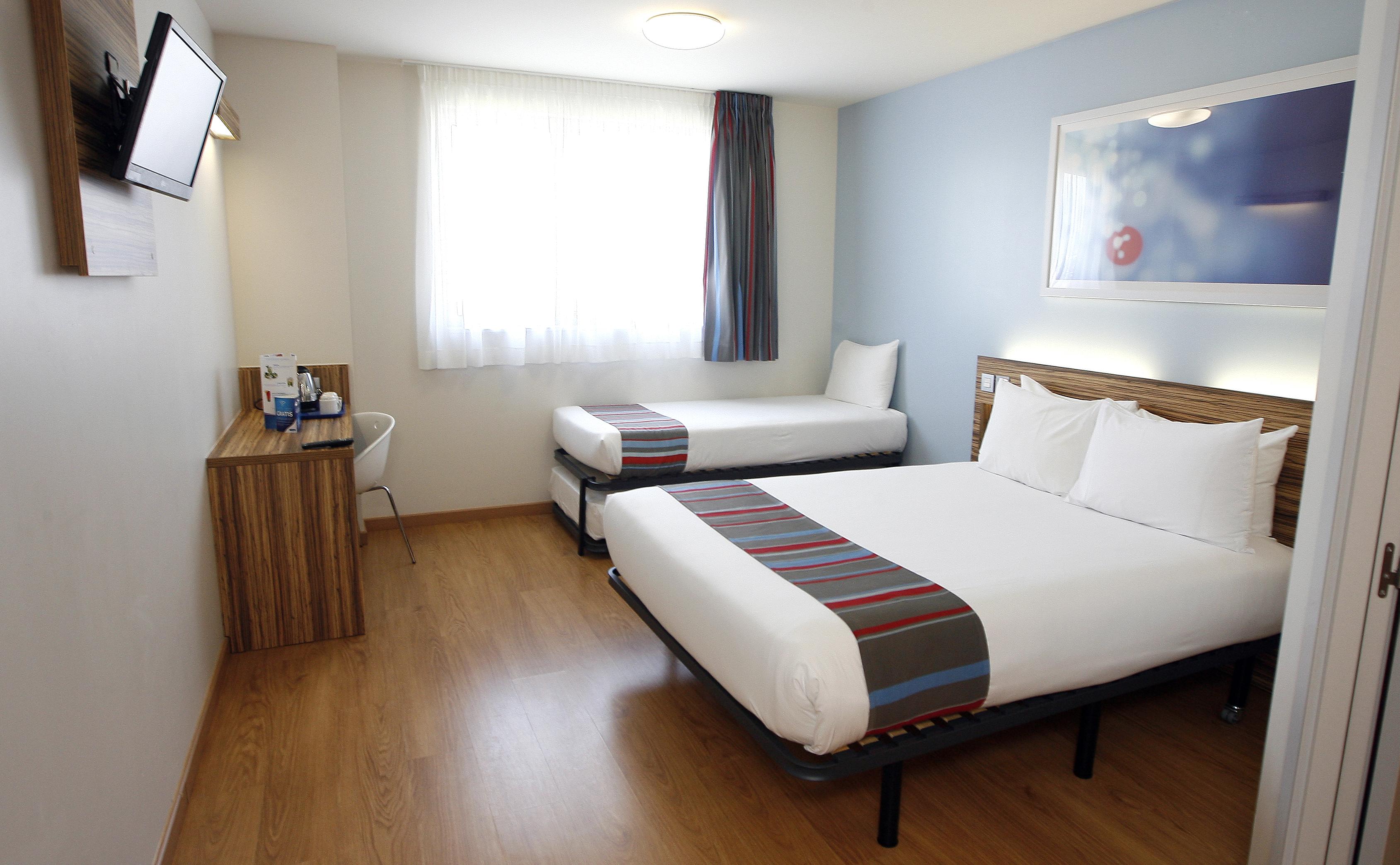 Travelodge Madrid Metropolitano Ngoại thất bức ảnh